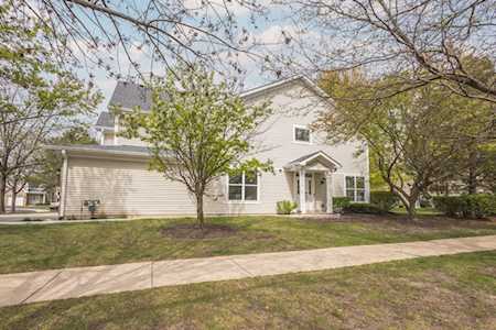 2803 Powell Ct Naperville, IL 60563
