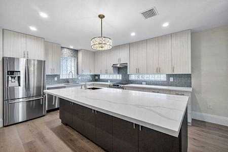 122 SE 6th Avenue #4 Delray Beach, FL 33483