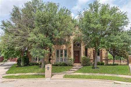 7901 Forest View Court North Richland Hills, TX 76182
