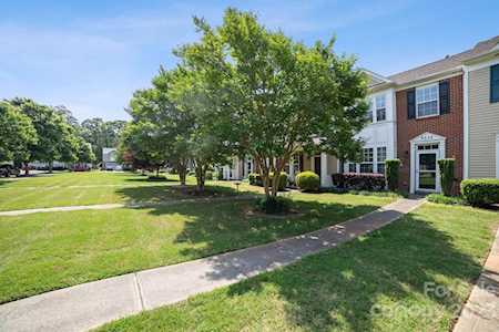 9526 Inglenook Ln Huntersville, NC 28078