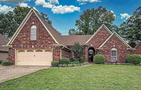7986 Breezy Meadows Ln Bartlett, TN 38135
