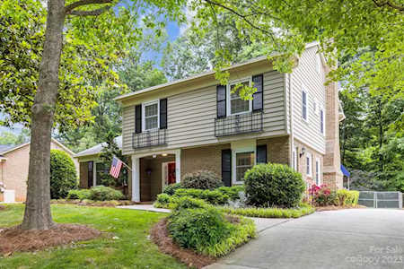 2412 Ramblewood Ln Charlotte, NC 28210
