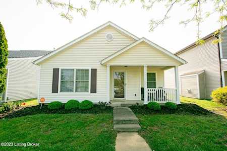 5921 Bay Harbor Dr Louisville, KY 40228