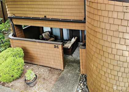 11502 NE 128th St #34 Kirkland, WA 98034