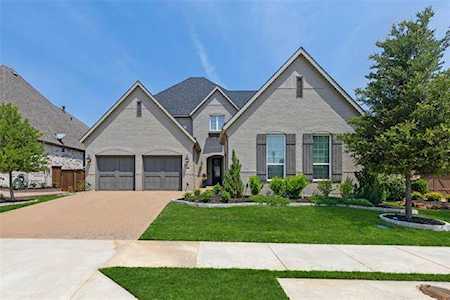 1920 Foxglen Drive Prosper, TX 75078