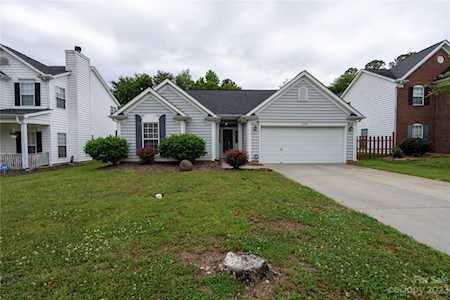 11608 Larix Dr Charlotte, NC 28273