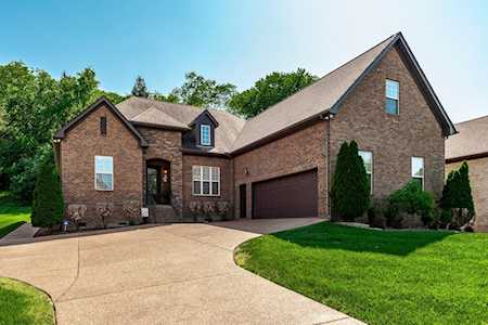 1060 Island Brook Dr Hendersonville, TN 37075