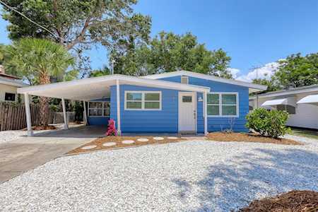 821 41st St Sarasota, FL 34234