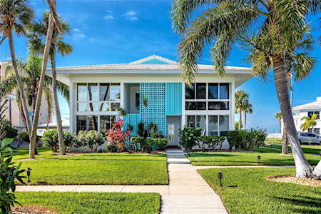 5400 Gulf Dr #14 Holmes Beach, FL 34217