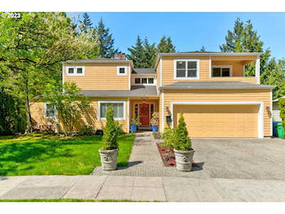 4029 SW Hillsdale AVE Portland, OR 97239