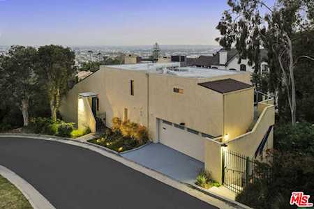 2967 Glendower Ave Los Angeles, CA 90027