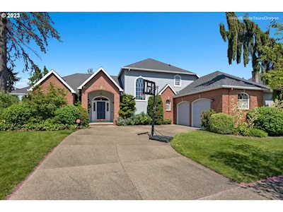 22395 SW Chilkat TER Tualatin, OR 97062