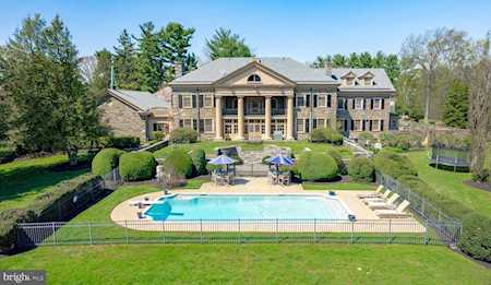 210 White Tail Ln Media, PA 19063
