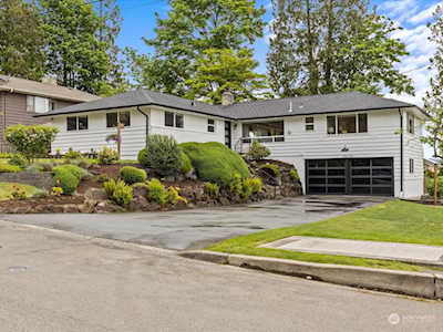 19302 108th Ave NE Bothell, WA 98011