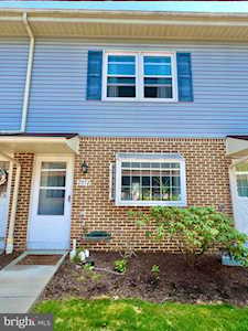 2072 Mary Ellen Ln State College, PA 16803