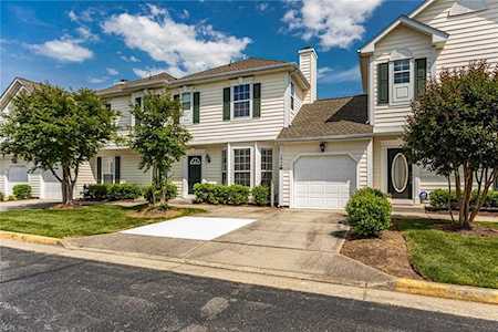 1836 Riddlesworth Dr Virginia Beach, VA 23456