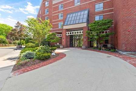 199 Coolidge Ave #313 Watertown, MA 02472