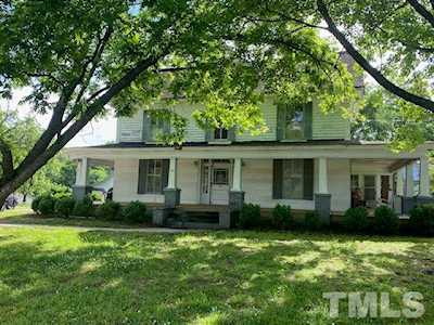 3653 Us 401 Highway Louisburg, NC 27549
