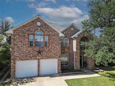 5220 Saint Croix Lane Fort Worth, TX 76137