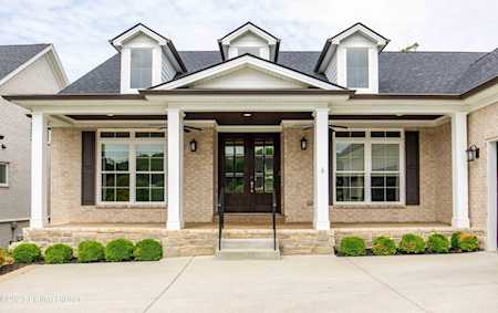 6615 Nightingale Bluff Ln Louisville, KY 40241