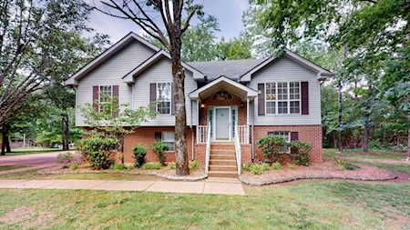 4146 Elizabeth Dr Mount Juliet, TN 37122