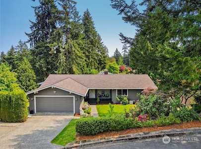 4322 158th Place SE Bellevue, WA 98006