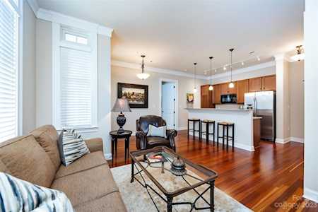 2810 Selwyn Ave Charlotte, NC 28209
