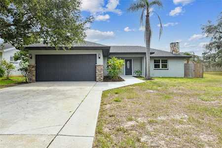 1000 Peninsula Ave Tarpon Springs, FL 34689
