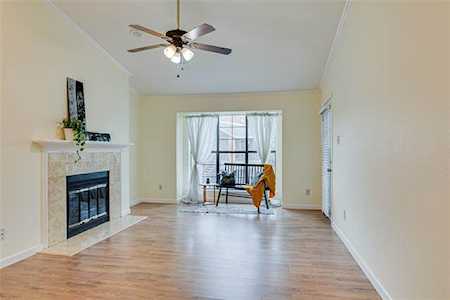 2733 Silver Creek Drive #205 Arlington, TX 76006