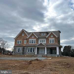 9609 Georgetown Pike Great Falls, VA 22066