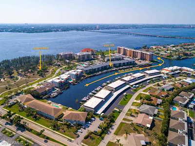 4230 SE 20th Place #105 Cape Coral, FL 33904