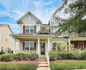 9013 Gladden Hill Ln Pineville, NC 28134