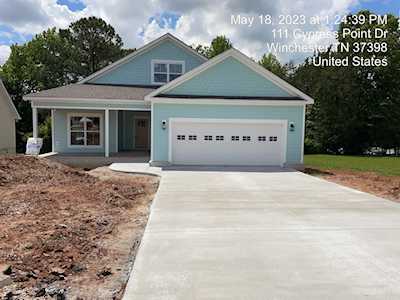 125 Cypress Point Dr Winchester, TN 37398