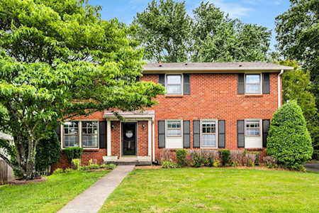 3682 Richbriar Ct Nashville, TN 37211