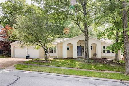 1426 Oldfarm Dr St Louis, MO 63146