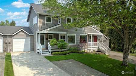 4158 244th Place SE Sammamish, WA 98029