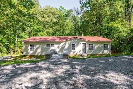 1539 Cc Rd Kingston Springs, TN 37082