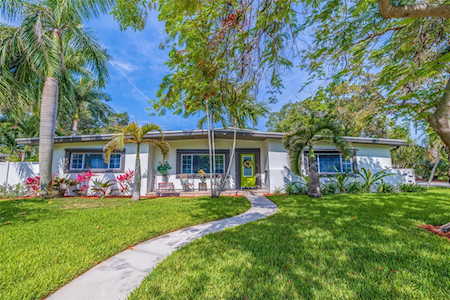 5701 3rd St S St. Petersburg, FL 33705