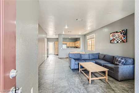 7545 Garden Village Ln Las Vegas, NV 89113