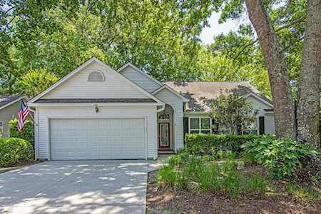 1334 Horseshoe Bend Mount Pleasant, SC 29464