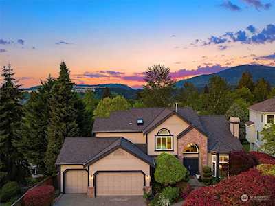 450 Everwood Ct NW Issaquah, WA 98027