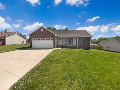 1949 Berkshire Dr Clarksville, TN 37042