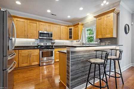 144 Terwillinger Rd Chesapeake, VA 23323