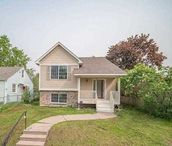1639 Beech Street Saint Paul, MN 55106