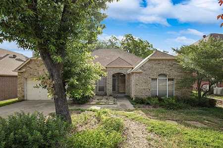 4327 Hazy Meadow Lane Grapevine, TX 76051