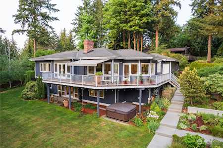 7915 SE 67th St Mercer Island, WA 98040