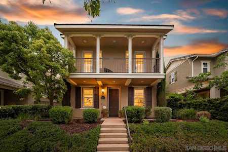 8496 Spreckels Ln San Diego, CA 92127