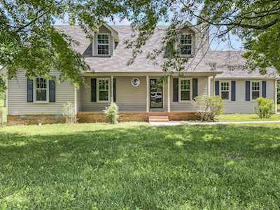 10238 Roanoke Dr Murfreesboro, TN 37129