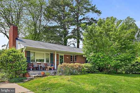 5211 Kipling St Springfield, VA 22151