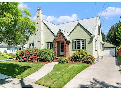 4334 NE 38th AVE Portland, OR 97211
